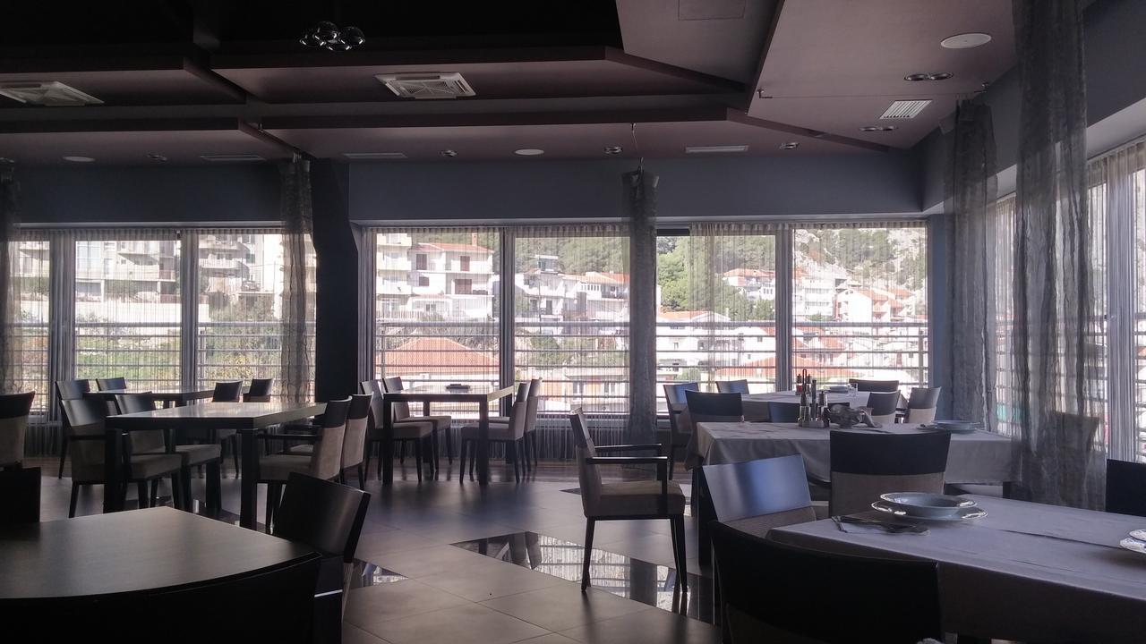 Hotel Diadem Omis Luaran gambar