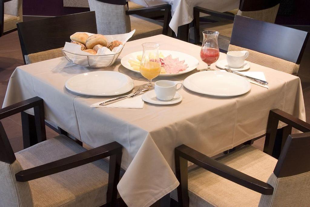 Hotel Diadem Omis Restoran gambar